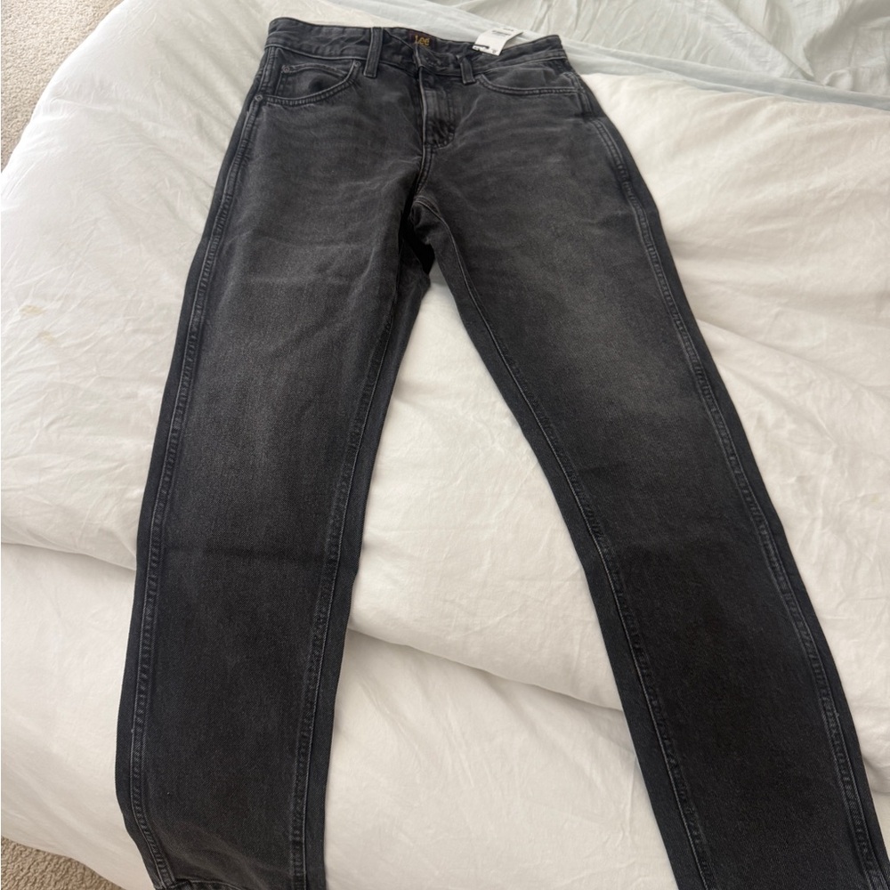 NWT Charcoal Slim Fit Women’s straight Jeans